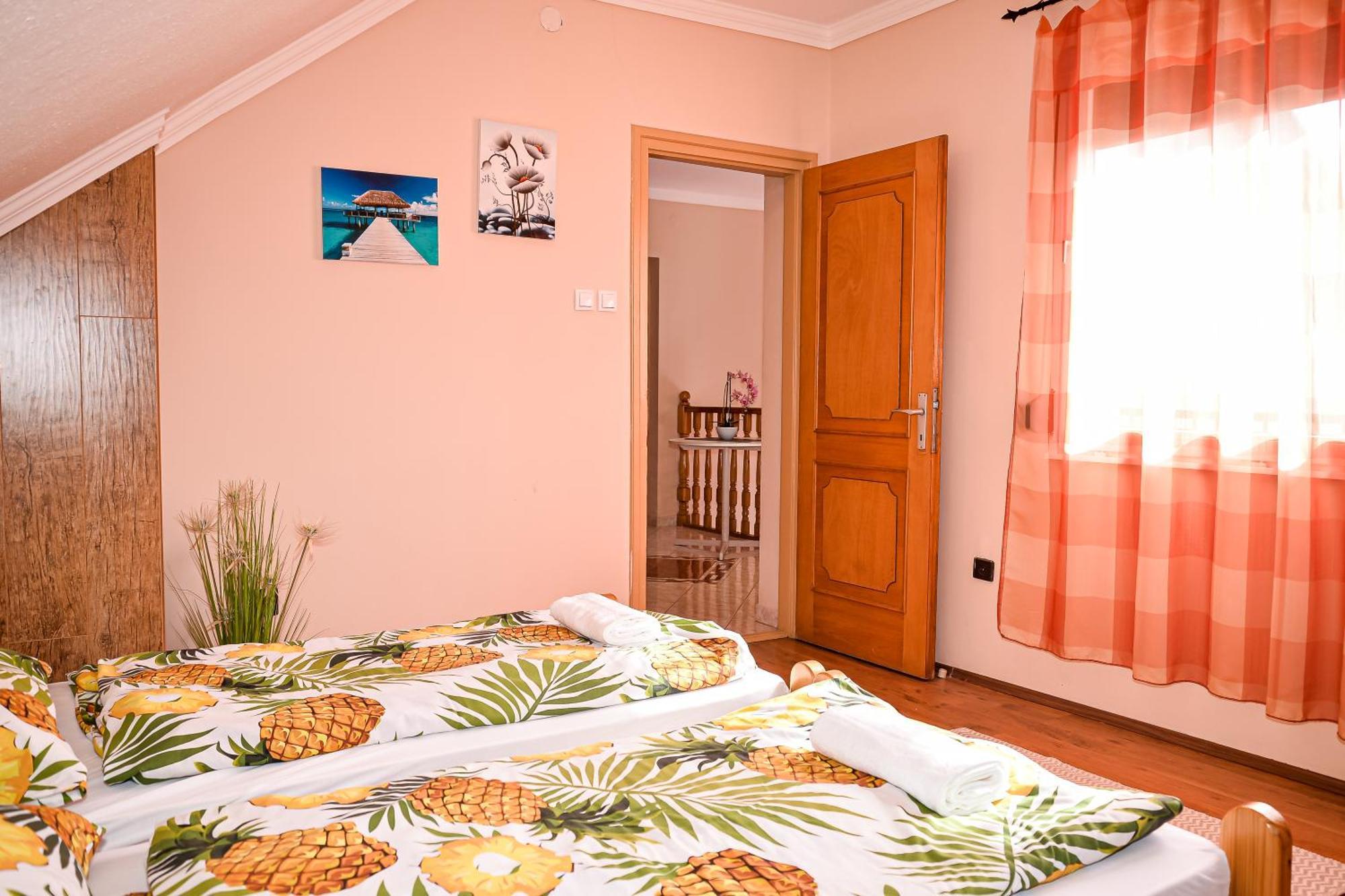 Hajnal Apartman Hajduszoboszlo Exterior photo